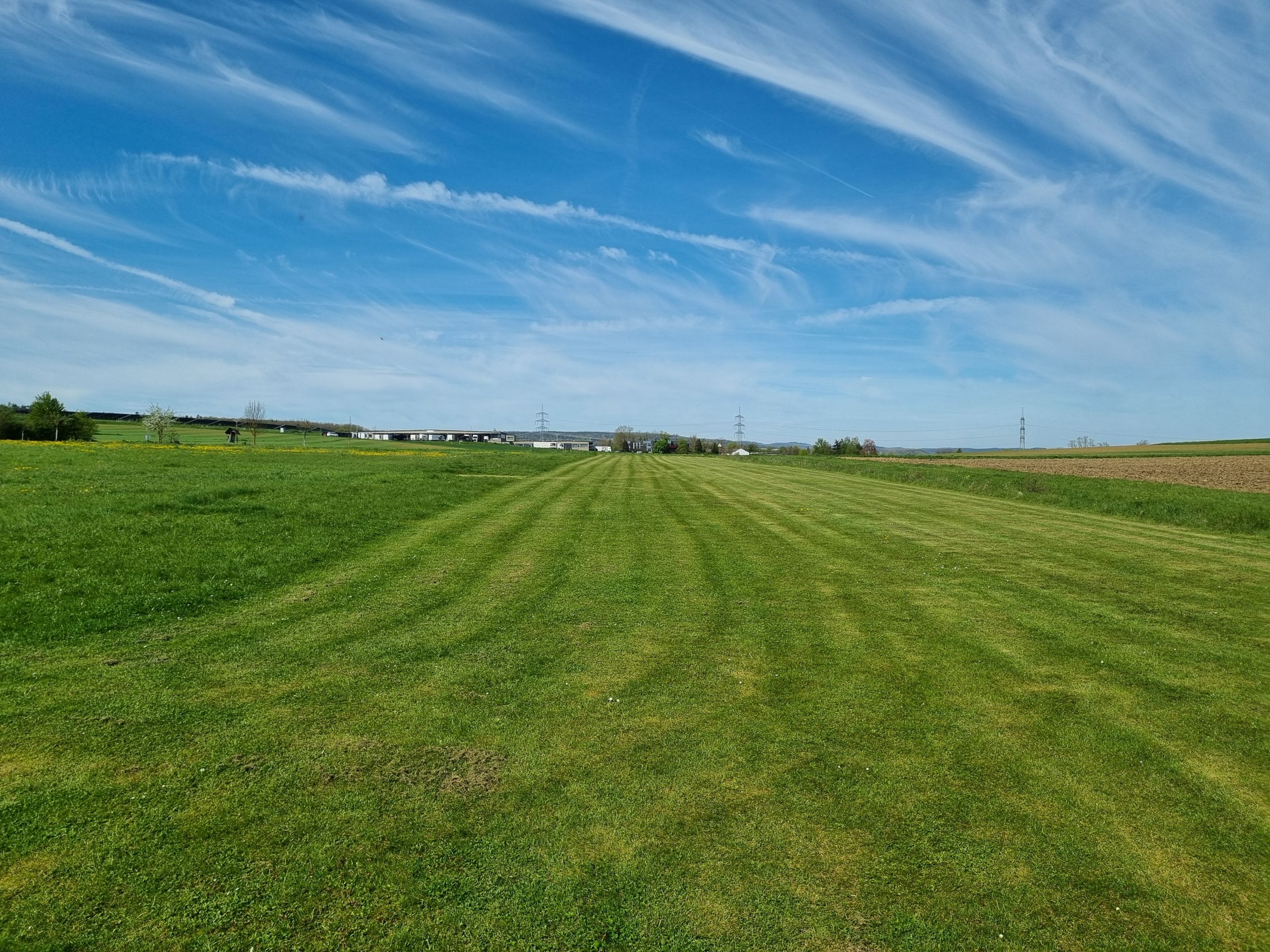 Bild Blick Landebahn Ost-West